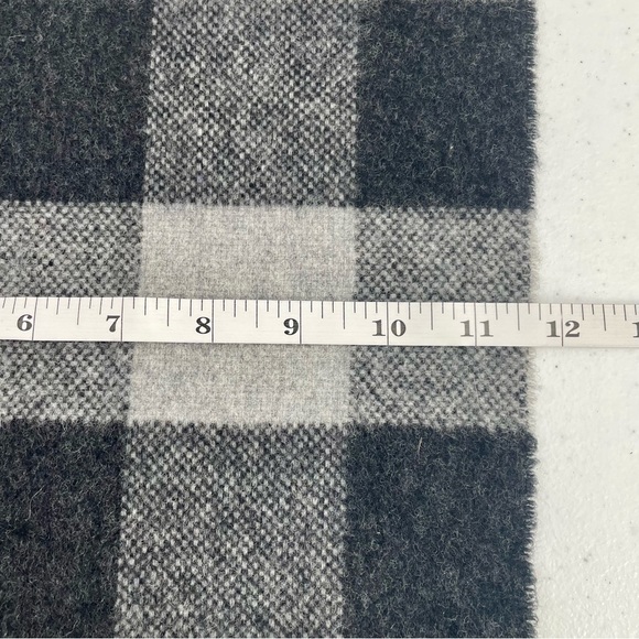 Cashmere Blend Wool Blend Buffalo Check Fringe Scarf 11.5" x 64.25" Outdoor - Picture 6 of 6